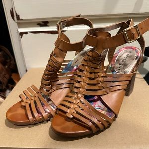 Madden Girl tan leather sandals, block heel, size 9